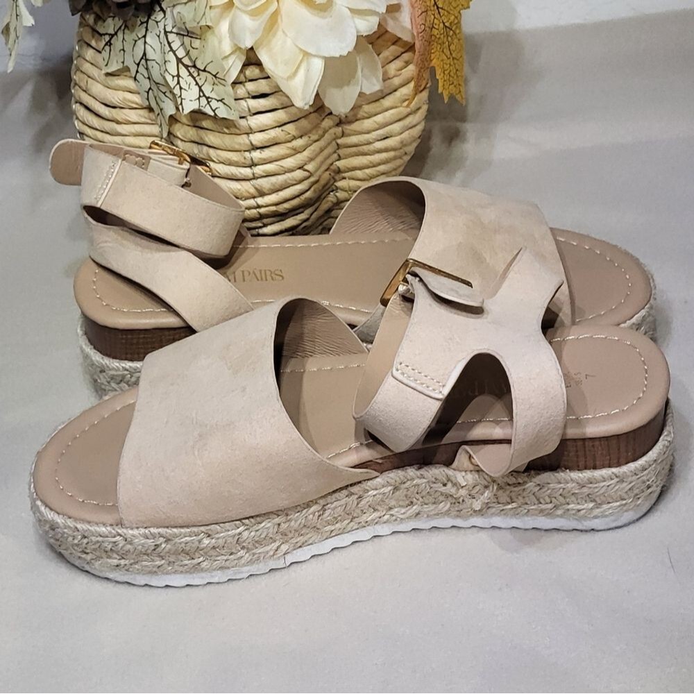 Dream Pairs Nude Suede Ankle Strap Platform Espadrille Sandals Size 7 EUC - Picture 2 of 13